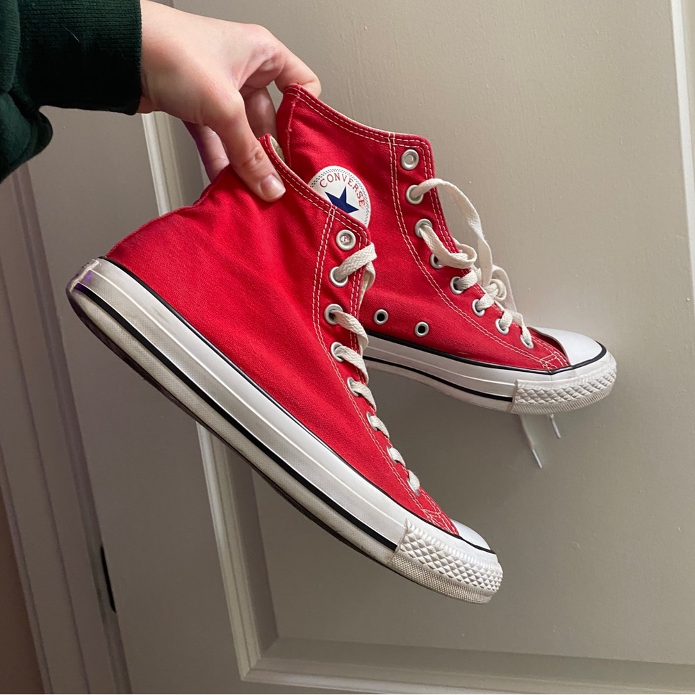 red high top converse